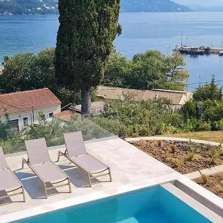 Homestay Entire In Ypsos - 10 Guests - Private *